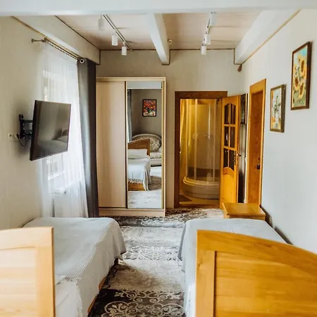 Hotel Velyka Vedmedytsya 2* ヤレムチャ