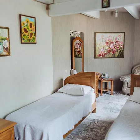 Hotell Hotel Velyka Vedmedytsya 2*
