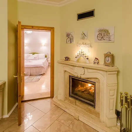 Velyka Vedmedytsya Γιαρέμτσε