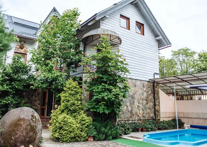 Hotel Velyka Vedmedytsya 2* Yaremche