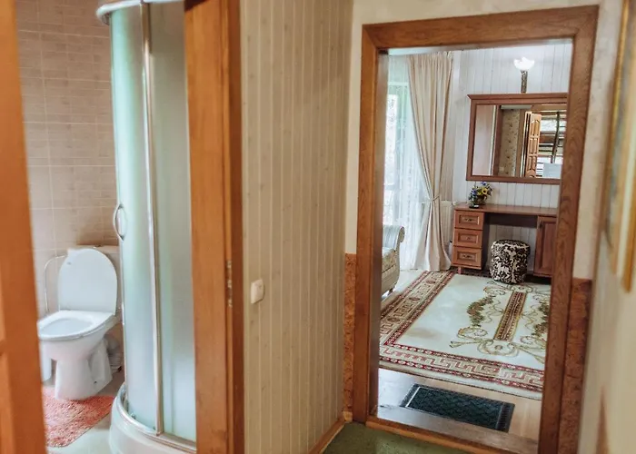 Hotel Velyka Vedmedytsya Otel Yaremche