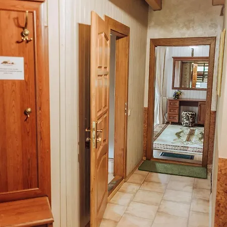 Velyka Vedmedytsya Hotel
